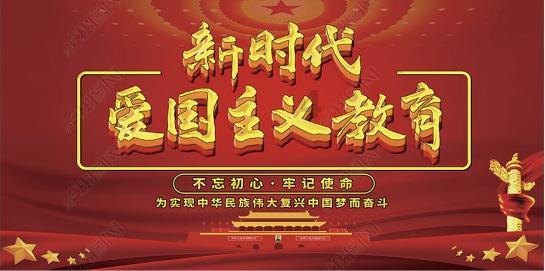 小狗脖子上挂着牌子坐在店门口招揽生意，网友：你别说，我看到了真的会进店